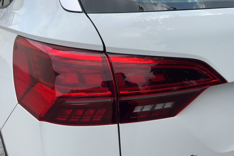 Used Volkswagen Tayron 2020 330TSI Two-Wheel Drive Luxury Smart Connectivity Version
