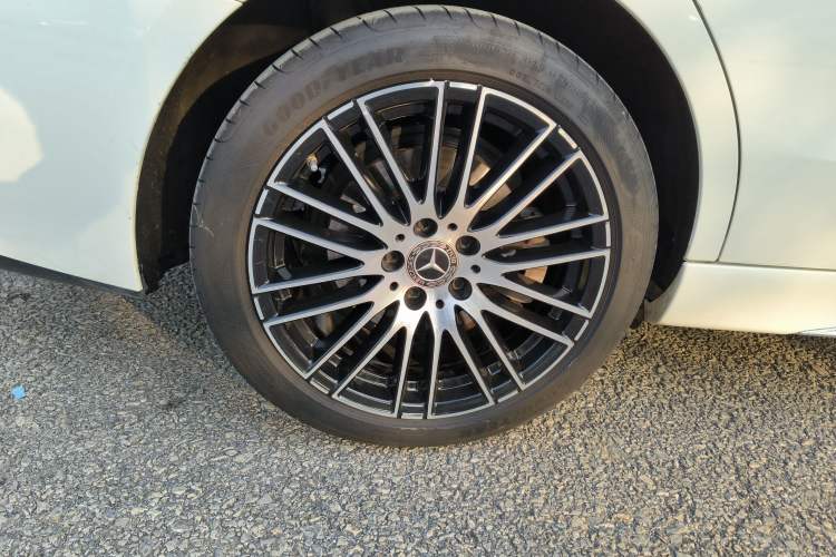 Used Mercedes-Benz C-Class 2023 Restyled C 260 L Sport Edition