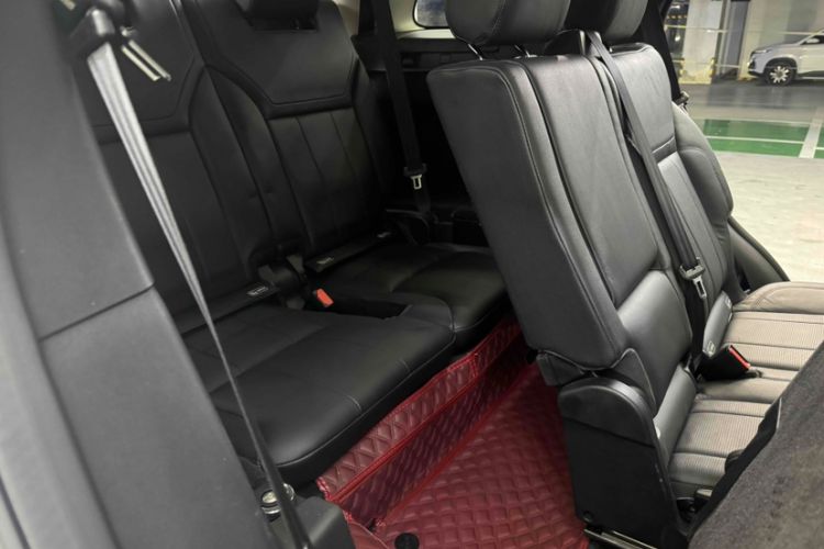 Used Land Rover Discovery 2018 2.0T SE