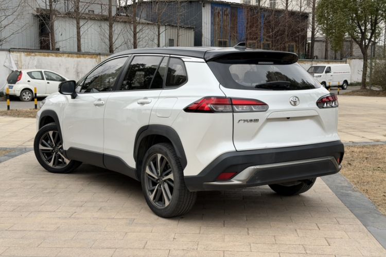 Used Toyota FRONTLANDER 2022 2.0L CVT Luxury PLUS Edition
