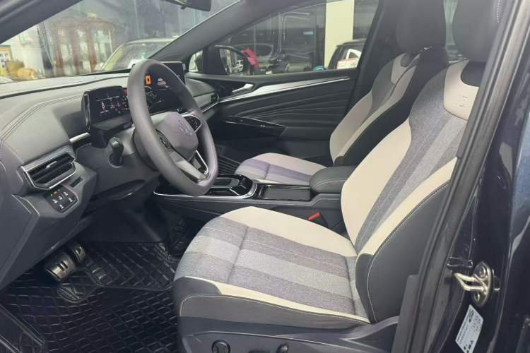 Used Volkswagen ID.4 CROZZ 2022 Standard Range PURE Edition
