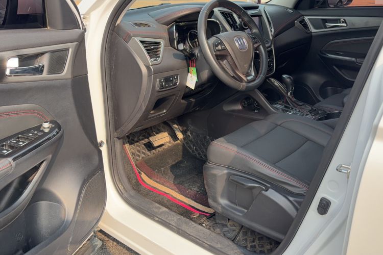 Used Changan CS75 2017 Shangkui Edition 1.5T Automatic Fengyue Model
