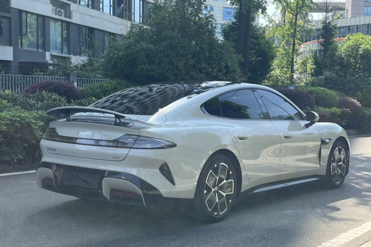 Used  SU7 2024 Rear-Drive Ultra-Long Range Advanced Pro-Level Intelligent Driving Version
