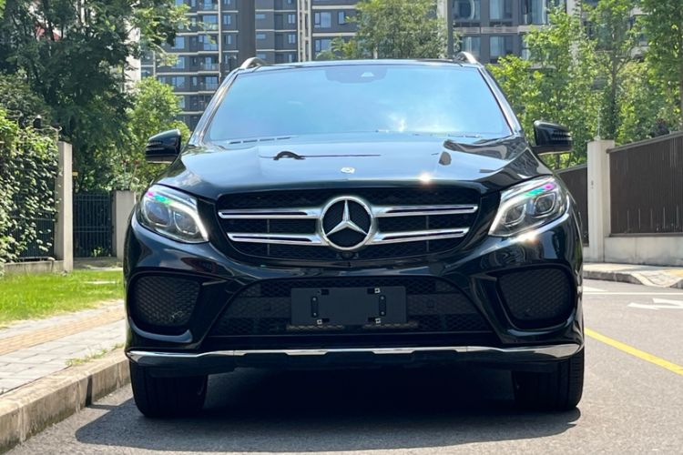 Used Mercedes-Benz GLE 2019 GLE 320 4MATIC Luxury Collection Edition
