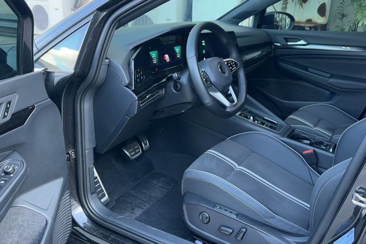 Used Volkswagen Golf 2023 280TSI DSG R-Line Lite
