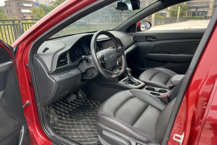 Used Hyundai Elantra 2019 1.4T Dual-Clutch Xuan Dong · Dynamic Model