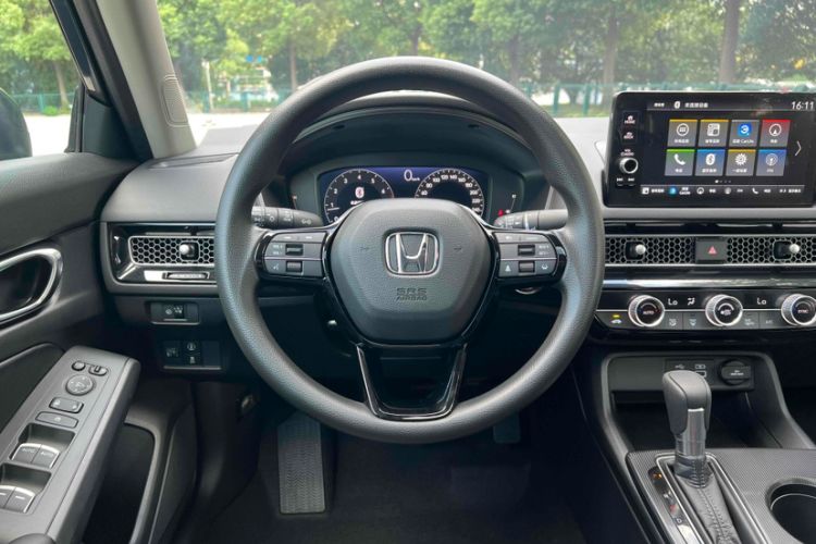 Used Honda Civic 2022 240TURBO CVT Dynamic Edition
