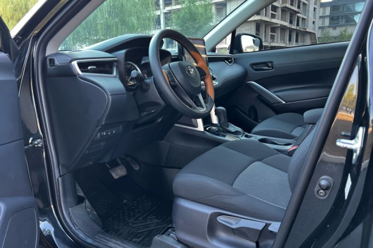 Used Toyota FRONTLANDER 2022 2.0L CVT Elite Edition
