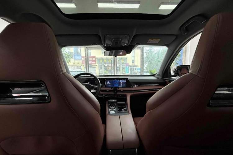 Used Changan CS75 PLUS 2024 3rd Generation Champion Edition 1.5T Intelligent Drive Dynamic Model
