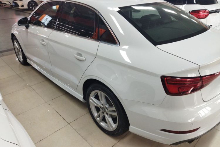 Used Audi A3 2019 Limousine 35 TFSI Fashion Edition China VI Emission Standard
