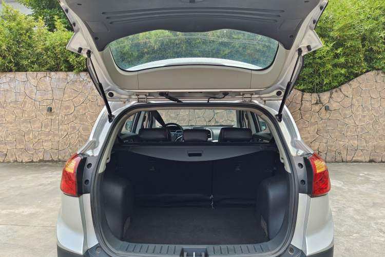 Used  Refine S3 2016 1.5L CVT Luxury Smart Premium Edition
