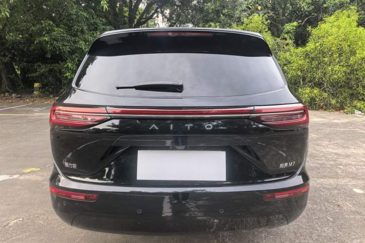 Used Hima AITO M7 2024 1.5T Rear-Drive Plus Version 6 Seats
