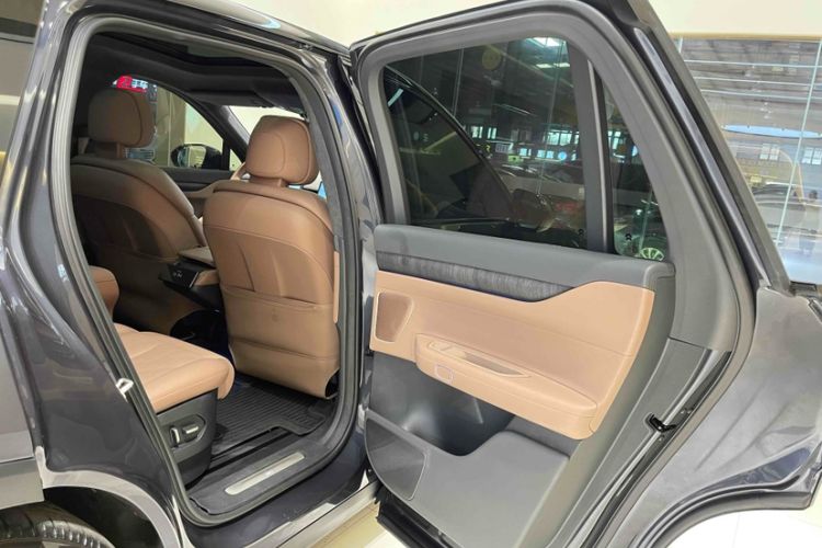 Used Nio ES8 2024 75 kWh