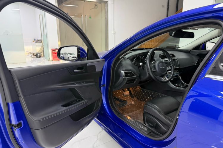 Used Jaguar XE 2017 2.0T 200 PS R-Sport