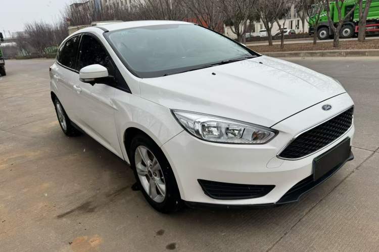 Used Ford Focus 2018 Hatchback Classic 1.6L Automatic Comfort Plus SmartDrive Edition
