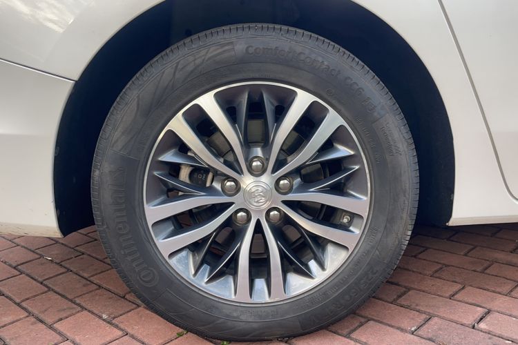 Used Buick GL8 2020 ES Land Cruiser 653T Comfort Edition
