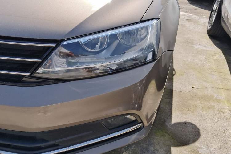 Used Volkswagen Sagitar 2016 230TSI 25th Anniversary Edition
