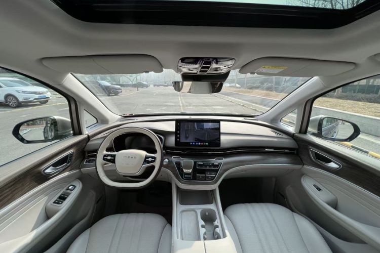 Used Roewe iMAX8 New Energy 2025 1.5T DMH Lu Zun Deluxe Edition
