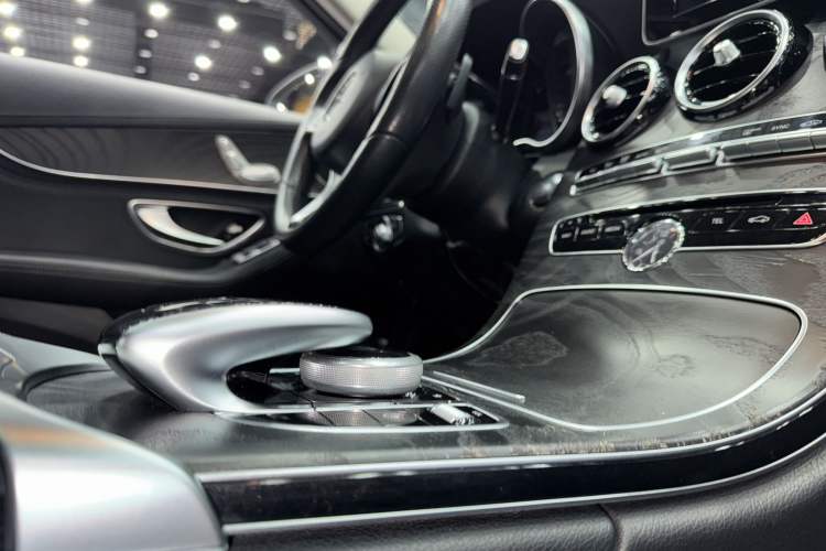 Used Mercedes-Benz C-Class 2017 Restyled C 180 L Fashion Edition Sport Version