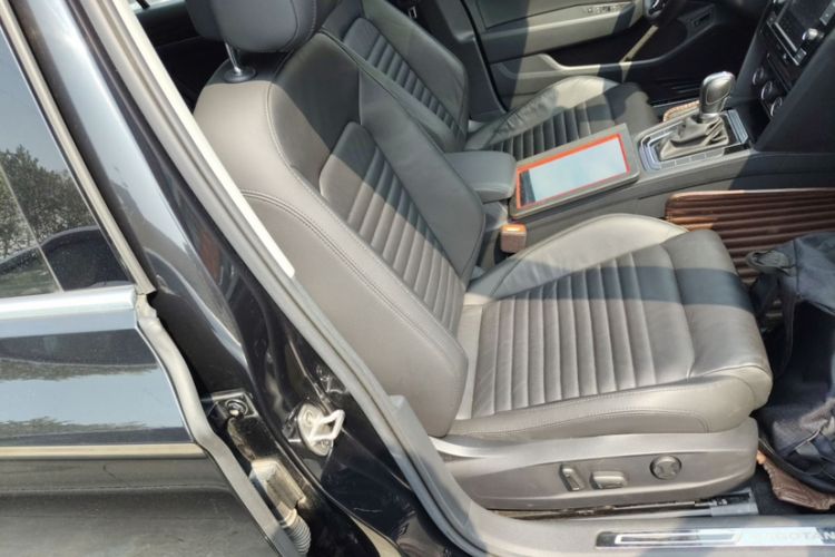 Used Volkswagen Magotan 2019 330TSI DSG Leading Model China VI Standard