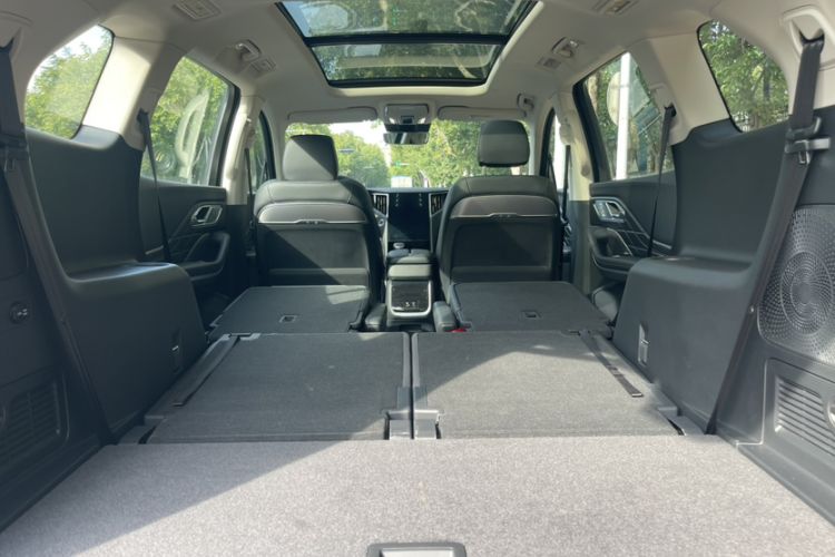 Used Hongqi HS7 PHEV 2024 2.0T PHEV Four-Wheel Drive Flagship Edition 6 Seats