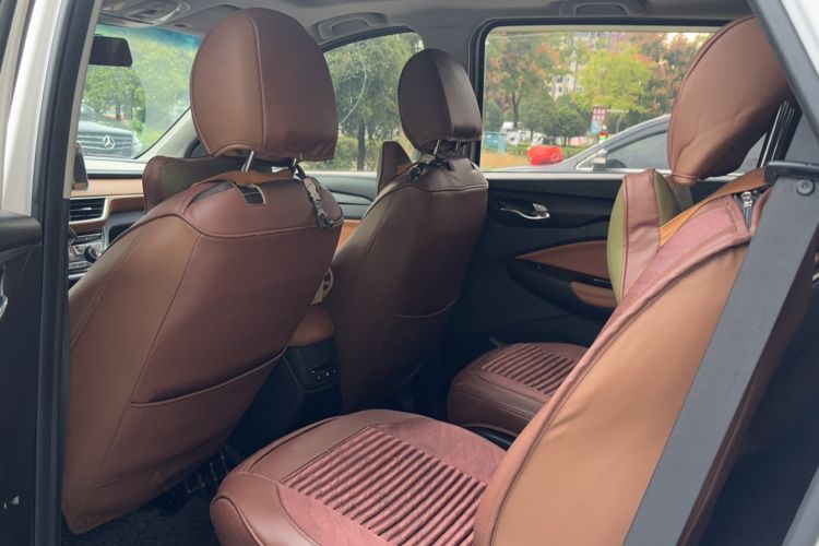 Used Wuling Hongguang S3 2018 1.5L Manual Luxury Model China V Standard
