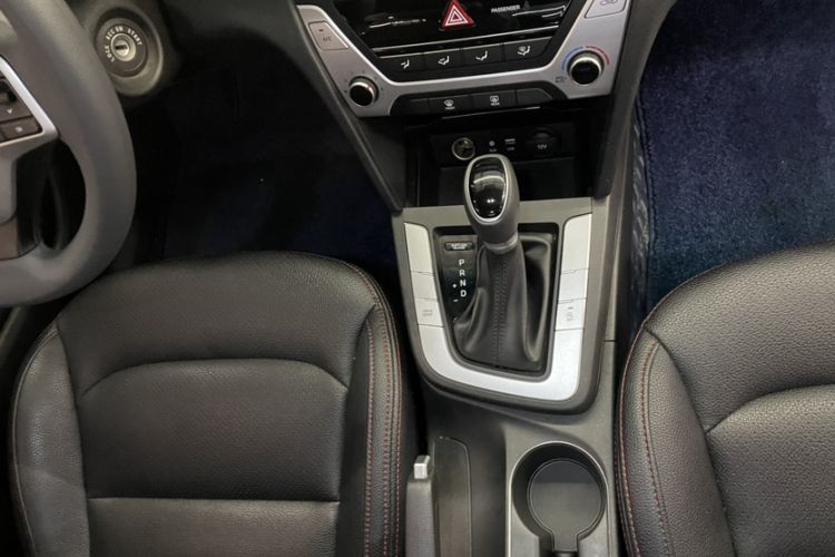 Used Hyundai Elantra 2016 1.6L Automatic ZhiXuan – Elite Version
