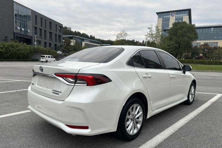 Used Toyota Corolla 2019 Dual-Engine 1.8L E-CVT Flagship Edition

