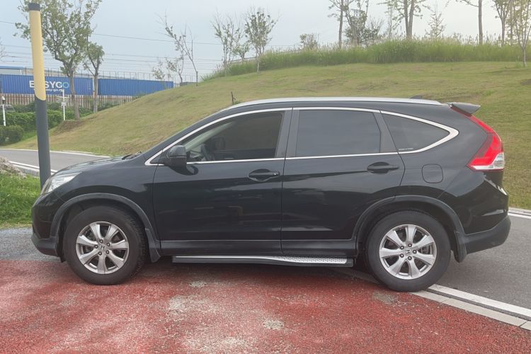 Used Honda CR-V 2012 2.0L two-wheel drive urban version