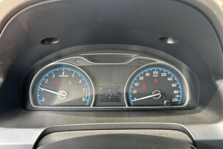 Used Baojun 610 2014 1.5L manual standard version
