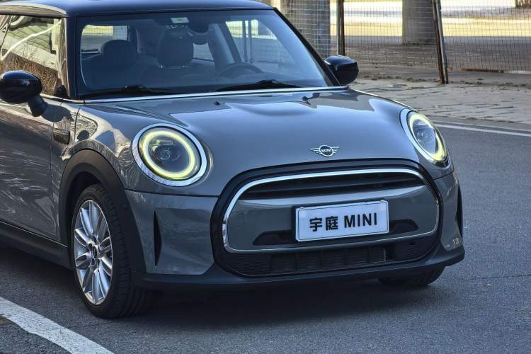 Used  MINI 2022 1.5T COOPER Classic Edition
