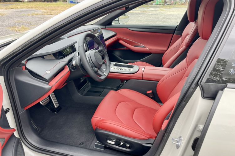 Used  SU7 2024 Four-Wheel Drive Ultra-Long Range Advanced Intelligent Driving Max Edition