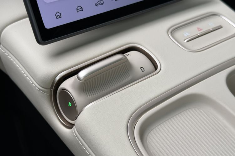 Used Nio ES6 2024 75 kWh
