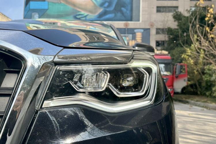 Used Hongqi HS7 2022 2.0T DCT Two-Wheel Drive Smart Connect Flagship Edition Five Seats
