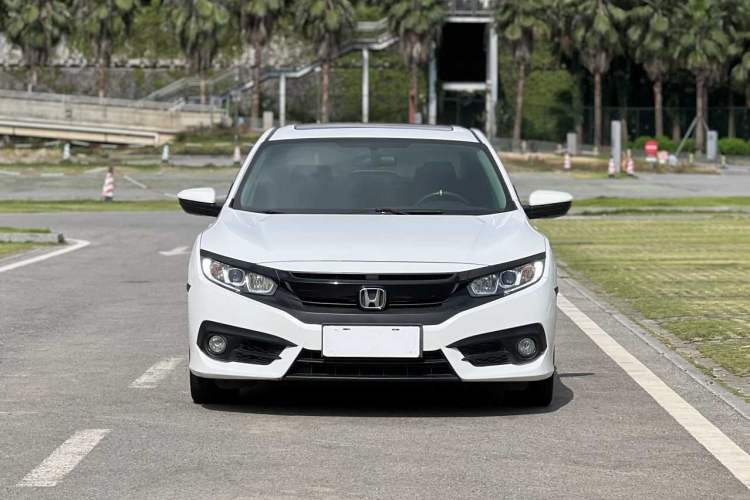 Used Honda Civic 2016 220TURBO CVT Luxury Edition
