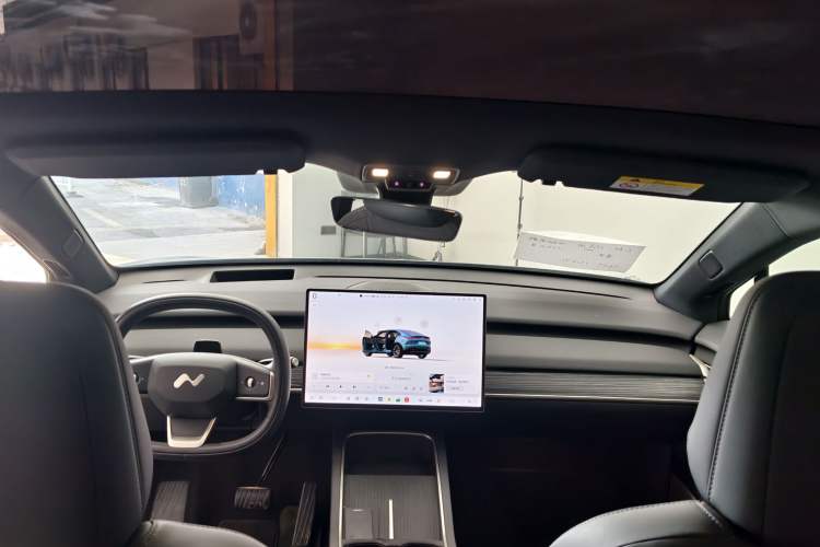 Used ONVO L60 2024 60 kWh All-Wheel Drive
