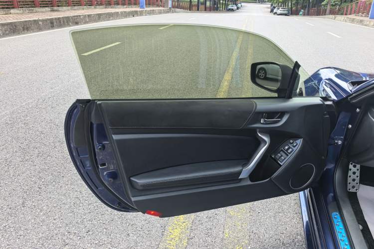 Used Toyota 86 2017 2.0L Manual Luxury Edition
