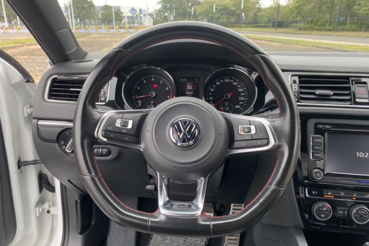Used Volkswagen Sagitar 2016 2.0 TSI GLI