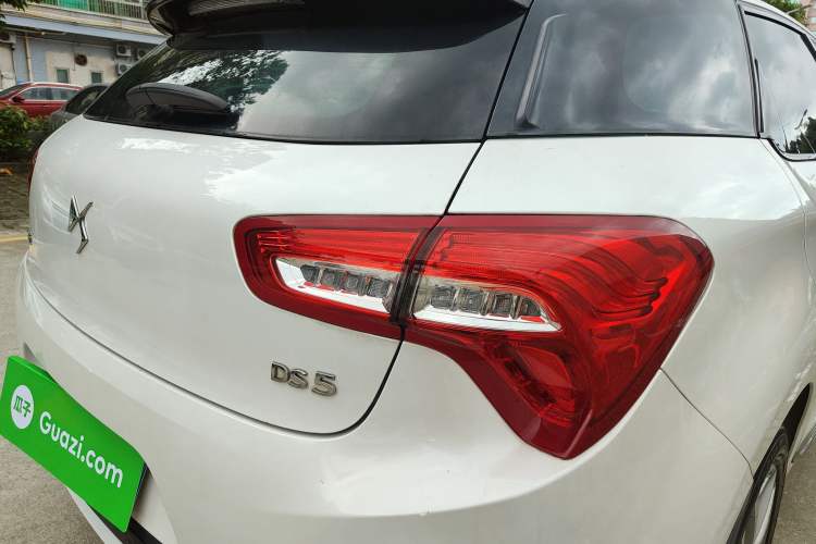 Used  5 2014 1.6T Elegant Version THP160