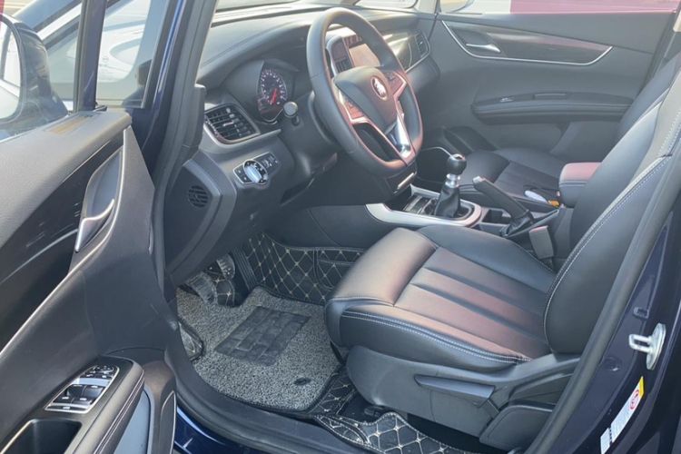 Used BYD Song MAX 2017 1.5T Manual Smart Connect Luxury 7-Seater