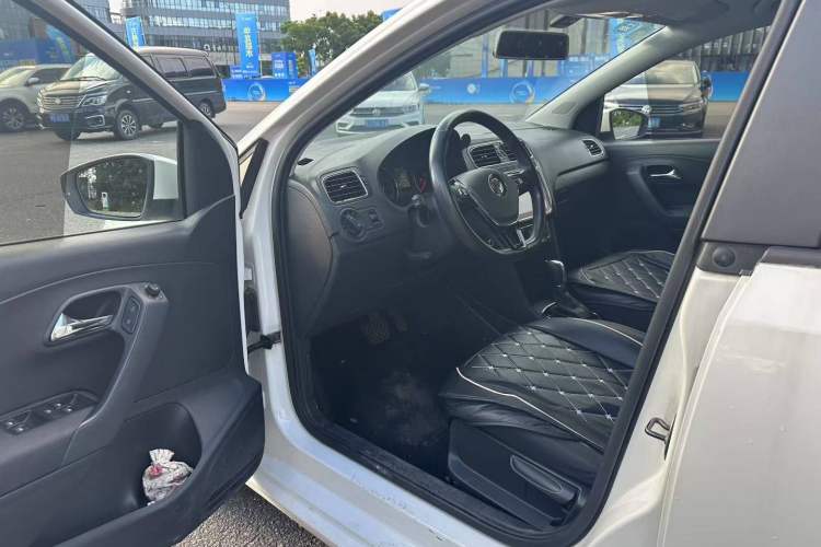 Used Volkswagen Polo 2018 1.5L Automatic Enjoyment Model
