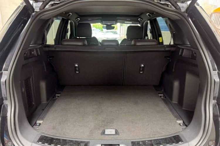 Used Land Rover Discovery Sport 2022 Revised Version 249 PS R-Dynamic S Performance Edition 5 Seats
