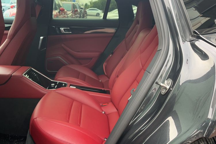 Used Porsche Panamera 2023 Facelifted Panamera 2.9T Platinum Edition
