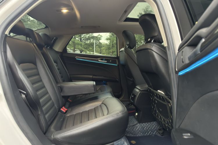 Used Ford Mondeo 2018 EcoBoost 180 Smart Control Fashion Model China VI Standard