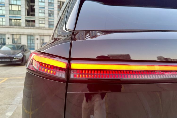 Used ONVO Luxeed L90 
