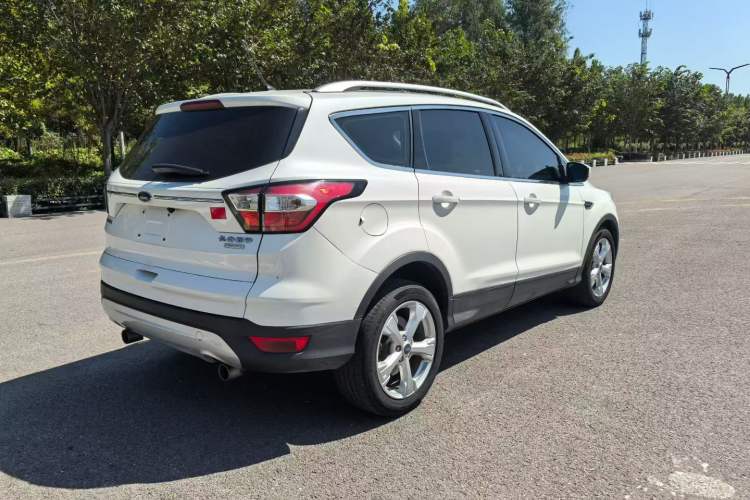 Used Ford Kuga 2017 EcoBoost 180 Two-Wheel-Drive Elite Trim
