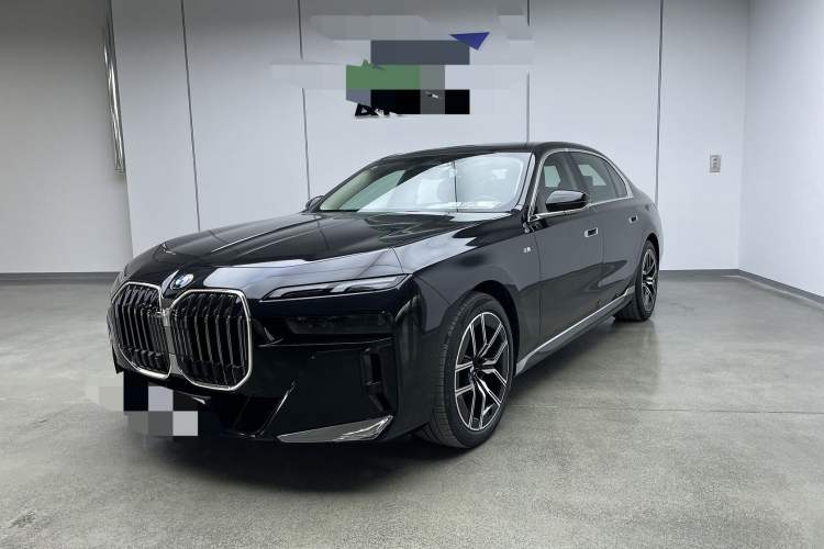 Used BMW 7 Series 2023 735Li M Sport Package