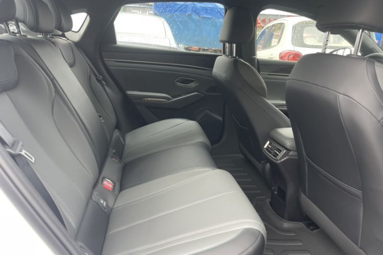 Used BYD Qin L 2025 DM-i Smart Drive 80KM Leading Model