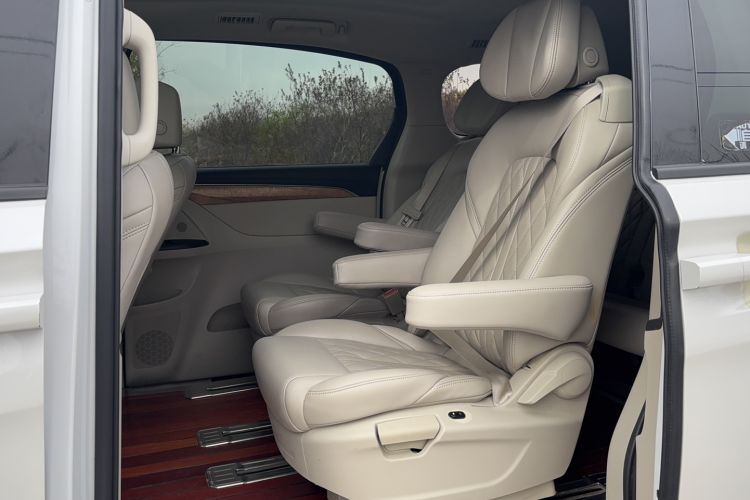 Used Buick GL8 2018 ES 28T Comfort Model China VI Standard