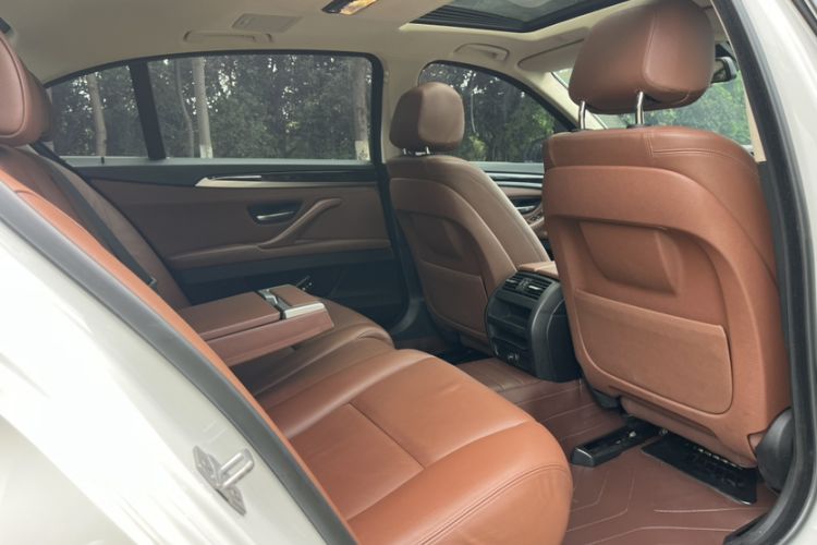 Used BMW 5 Series 2017 525Li Leading Model
